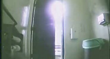 sex gái trắng xinh Harle Ha dis kiềm chế anh họ của sex 3d mình thông qua quan hệ tình dục.